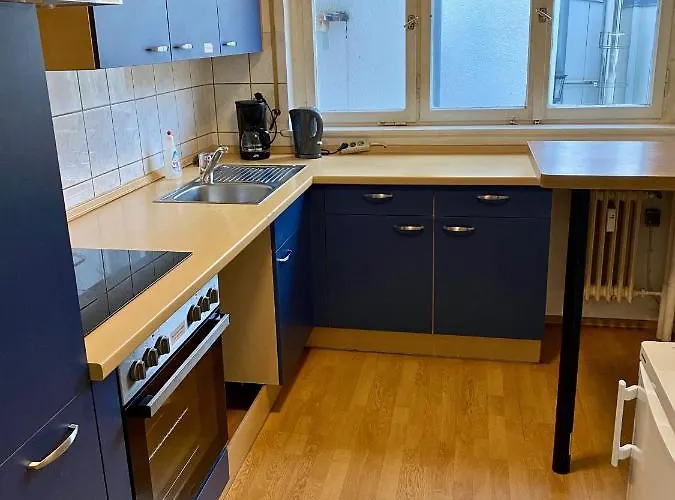 Preiswertes Zentrales Wg-zimmer In