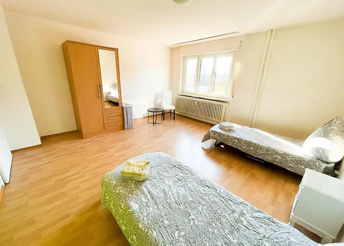 Preiswertes Zentrales Wg-zimmer In