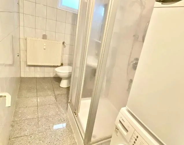 Preiswertes Zentrales Wg-zimmer In Appartamento Ravensburg